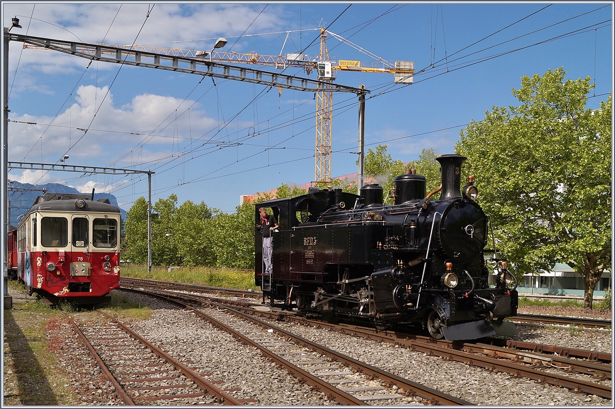 50 Jahre Blonay - Chamby; Mega Steam Festival: Die BFD HG 3/4 N° 3 der Blonay-Chamby Bahn rangiert in Vevey. Der links zu sehende, abgestellte BDeh 2/4 75 wurde wenige Tages später verschrottet. 
21. Mai 2018