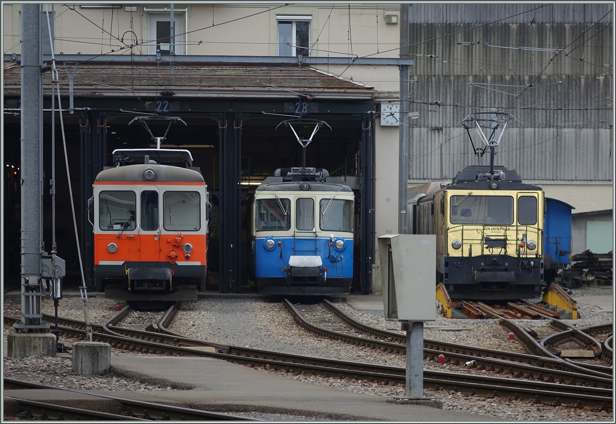 Bunte MOB: ex SNB Be 4/4, MOB ABDe 8/8 und eine GDe 4/4 im Depot-Areal von Montreux. 
4. Sept. 2014 