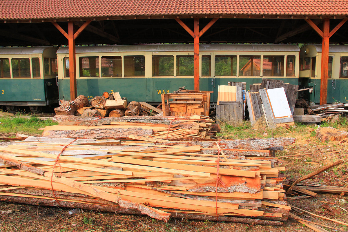 Chemin de Fer Forestier d'Abreschviller : Einst fuhr der WAB Wagen 33 im Sommer mit Triebwagen- und im Winter mit Lokomotivzügen auf die Kleine Scheidegg. 22.7.18