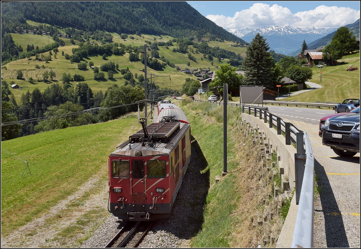 Deh II 96 Münster bei Oberdeisch. Hier zeigt sich das Weisshorn in den Wolken leider nicht. Juni 2018.