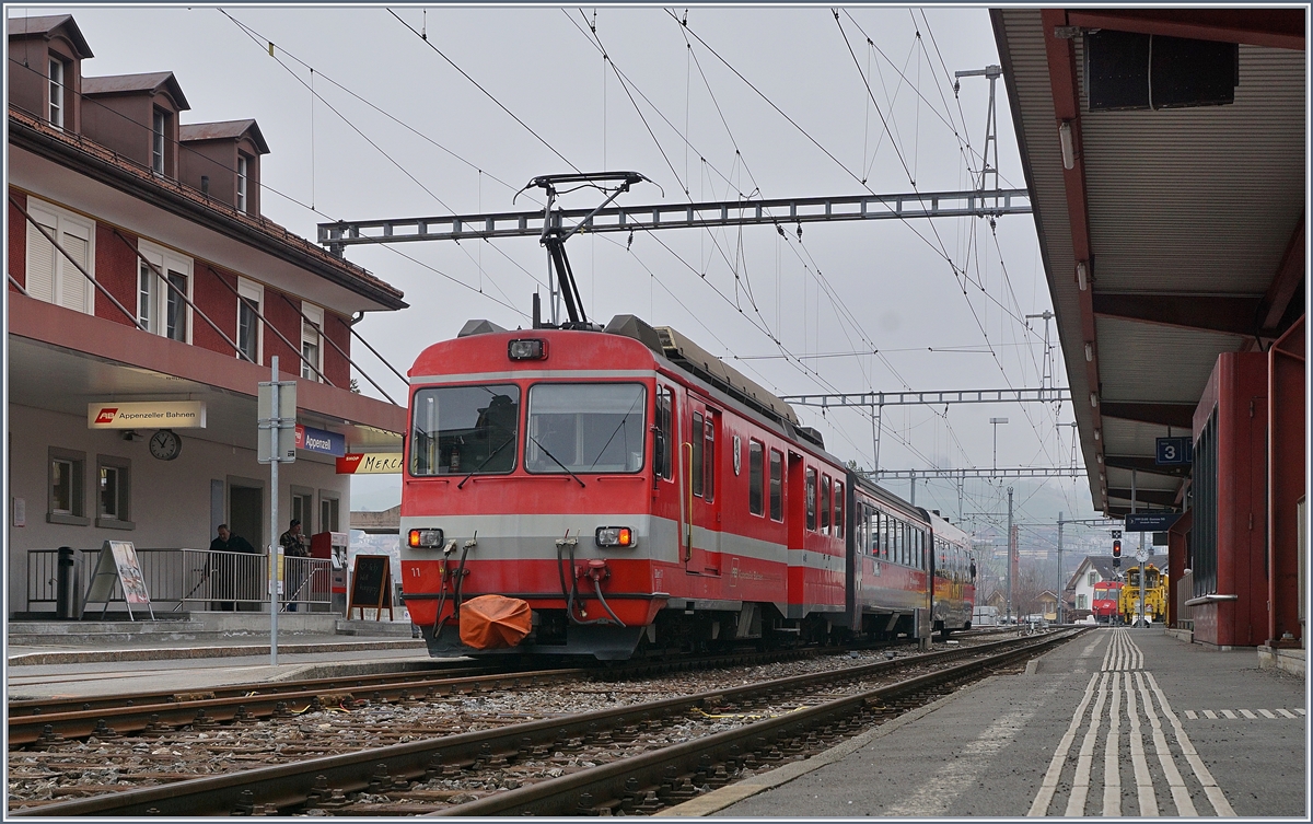 Der AB BDeh 4/4 11  St.Gallen  wartet in Appenzell auf die Rückfahrt nach St.Gallen.
17. März 2018