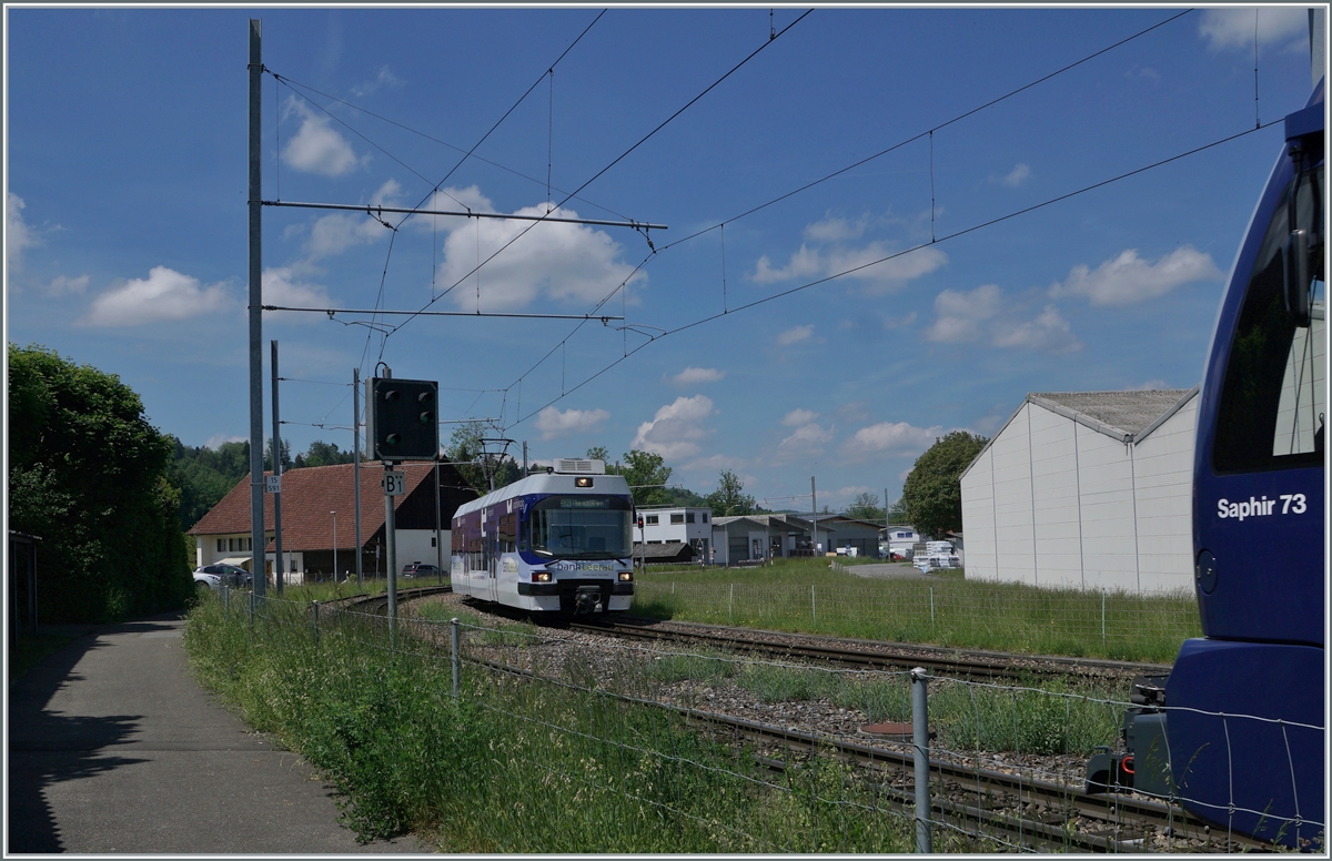 Der Gegenzug Aarau Menziken erreicht Gontenschwil. 

14. Mai 2022 
