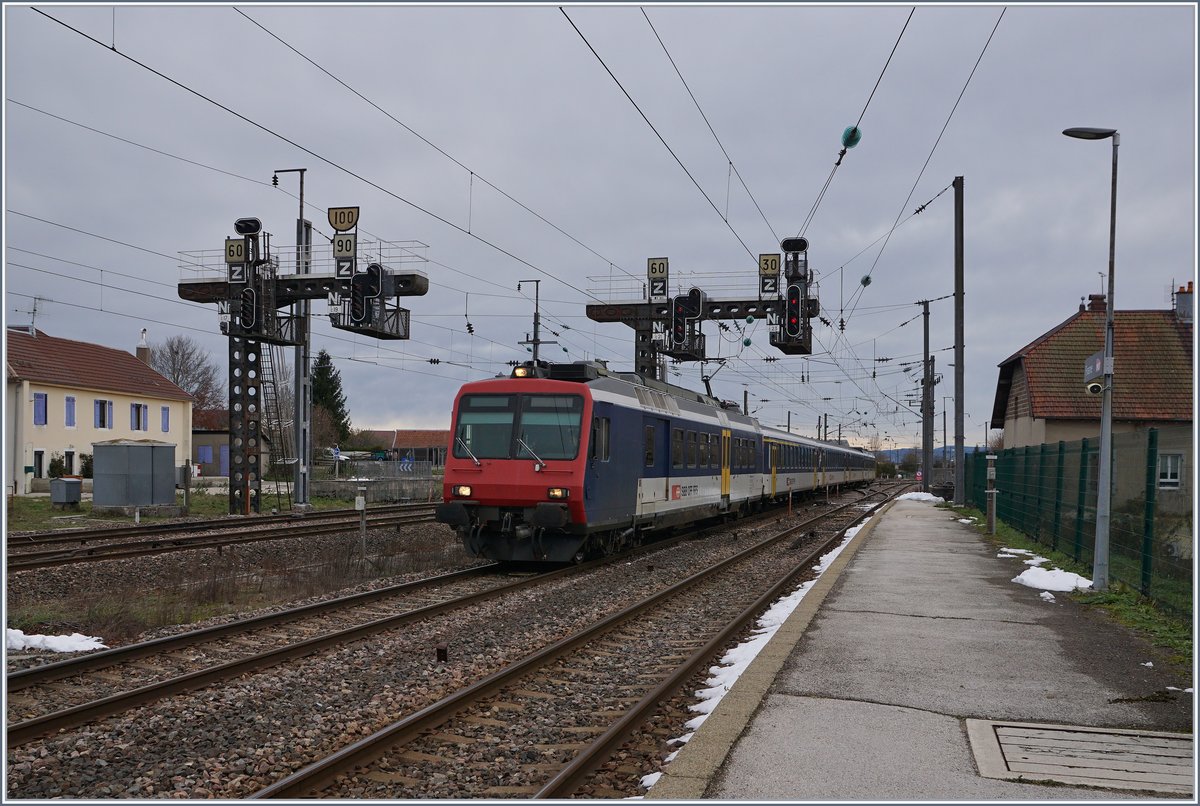 Der TER 18122 von Neuchâtel hat sein Ziel erreicht. 23. Nov. 2019