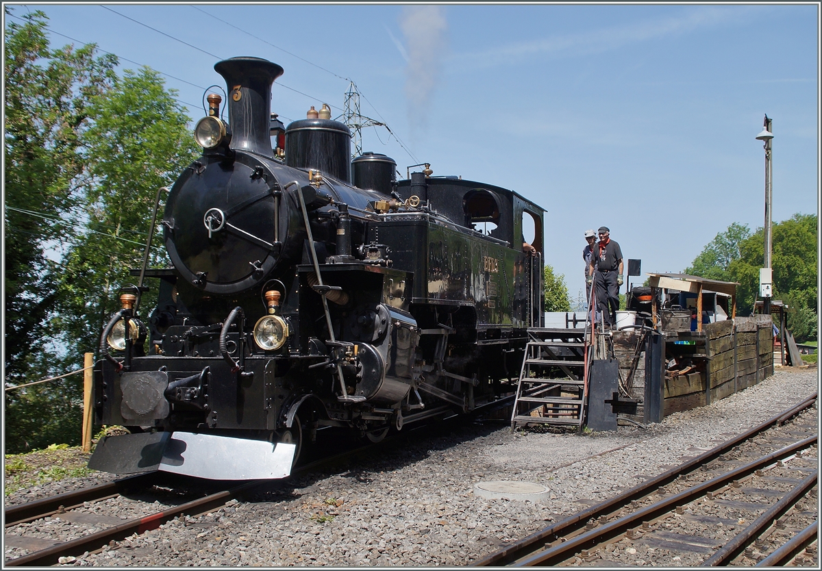 Die HG 3/4 N° 3 (Baujahr 1913) der Furka Oberalp Bahn dampft nun bei der Blonay-Chamby Museumsbahn.
Pingstfestival 2014
Chaulin, den 9. Juni 2014