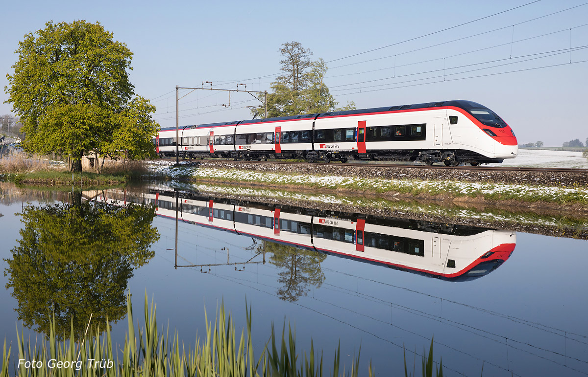 Erlkönig RABe 501 001 auf Testfahrt. Erlen, 29. April 2017. 

Ich danke Georg Trüb herzlich für die Bereitstellung dieser wunderbaren Aufnahmen des neuesten Zugs für die SBB. Der Giruno wird künftig den EC-Verkehr über den Gotthard bedienen.