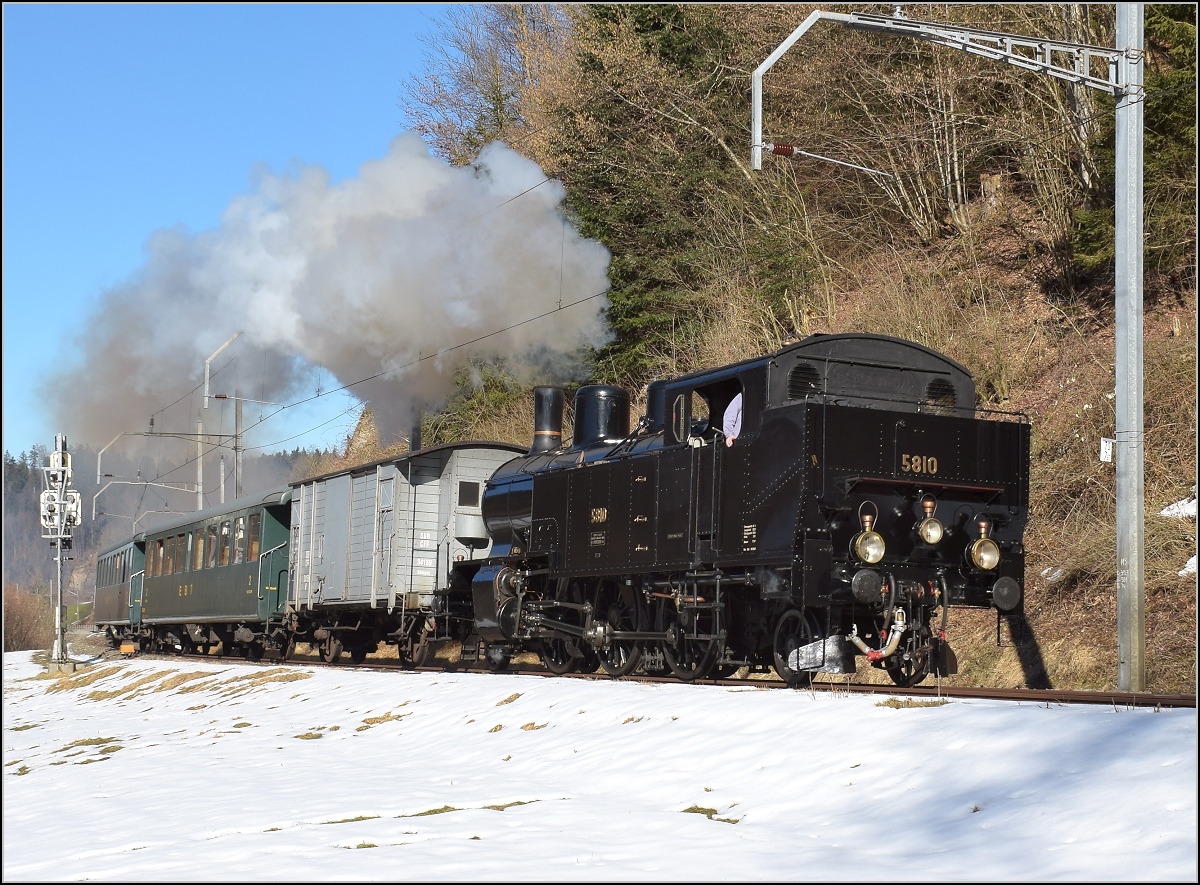 Fahrt nach Entlebuch entlang der kleinen Emme Eb 3/5 5810. Februar 2019.