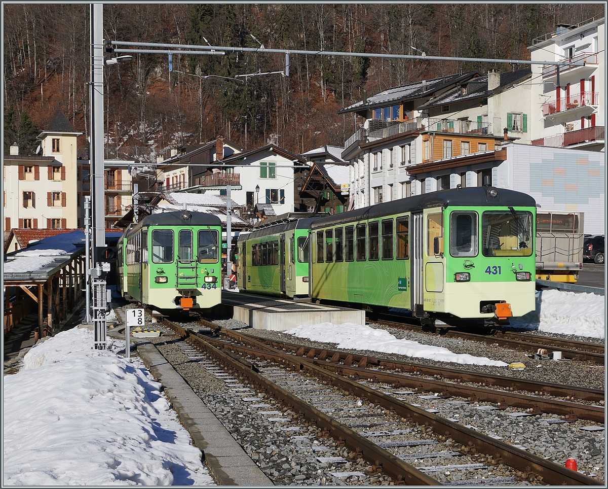 In Le Sépey kreuzen sich der ASD REgioanzugübe 427 von Les Daiblerets nach Aigle und der in der Gegenrichtung fahrende Regionalzug 428. 

8. Februar 2021