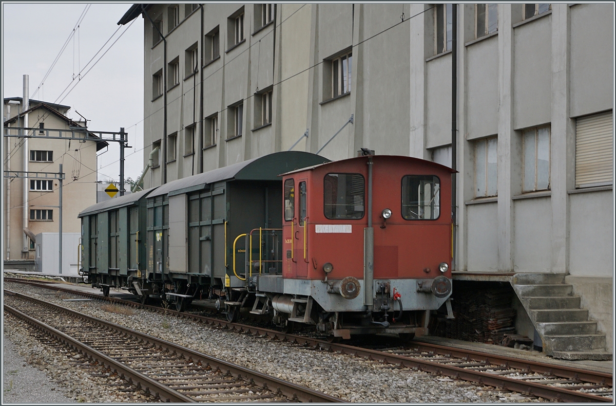In Lützelflüh Goldbach steht der Tm 236 341-4 der allem Anschein nach noch hin und wieder im Einsatz steht.

21. Sept. 2020