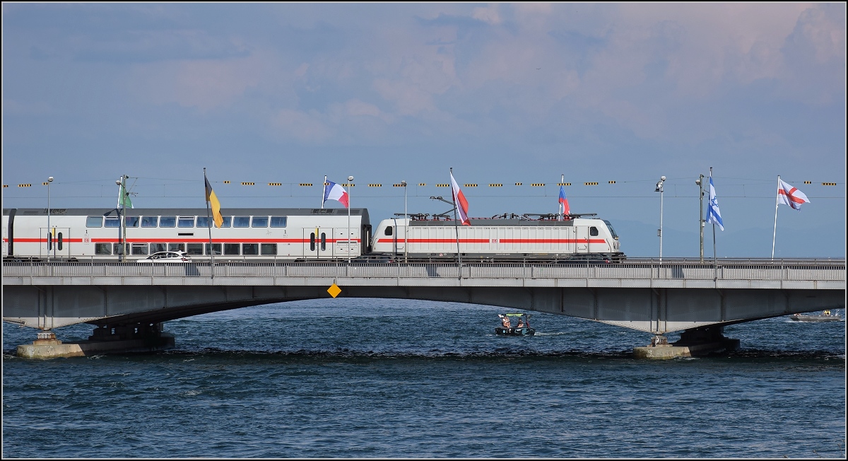Langsam wird es ernst. 147 560 mit ihrem IC2 CH wagt sich fast schon in die Schweiz. Konstanz, Juni 2019.