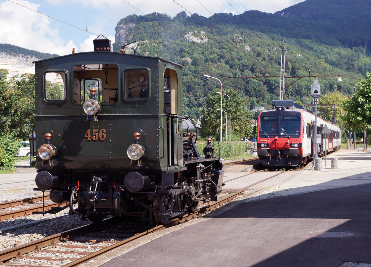 OeBB: Die firsch aufgearbeitete E 3/3 456 (ehemals NOB) vom Verein Historische Seethalbahn wartete am 6. August 2016 auf der OeBB-Endhaltestelle Oensingen auf die Rückfahrt nach Hochdorf.
Foto: Walter Ruetsch