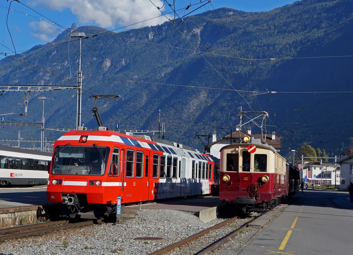 TMR/MC: 76 Jahre Altersunterschied zwischen dem BDeh 4/6 21 (1997) und dem BDeh 4/4 32 (1921). Die Aufnahme ist am 26. Oktober 2014 in Martigny entstanden.
Foto: Walter Ruetsch
