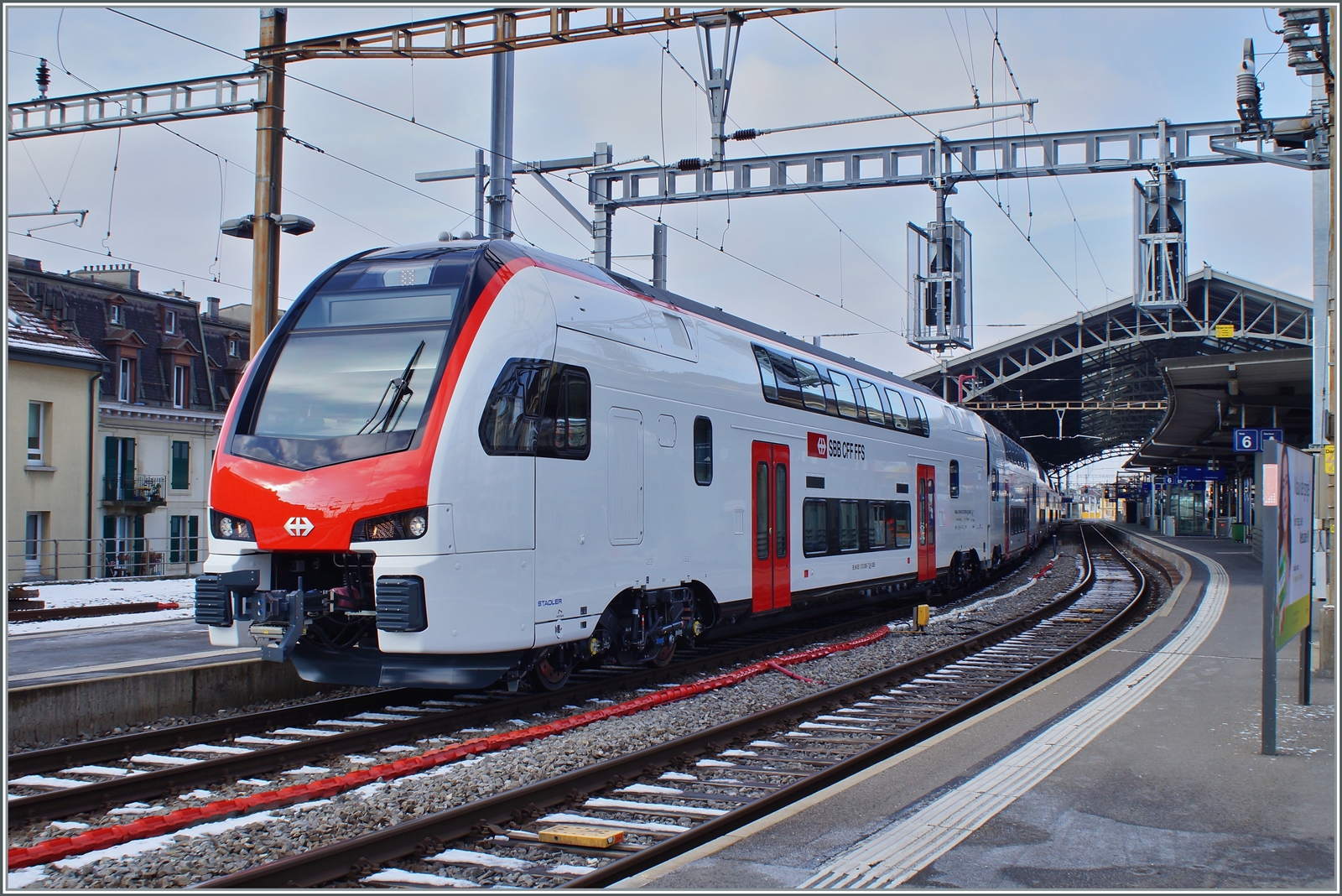 Der neue Fernverkehrs RABe 512 bei Probefahrten in Lausanne. 

25. Jan. 2023