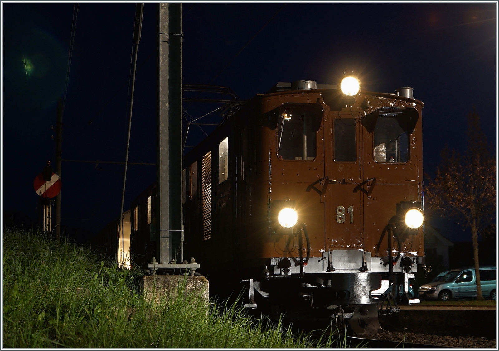 Vor dem allerletzten Bild der Saison noch ein letztes Bild der Ge 4/4 81 beim Rangieren in Blonay. 

30. Okt. 2022