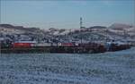 187 002 von Railpool, dahinter kalt 186 104 unterwegs Richtung Brugg noch n�rdlich von Frick.