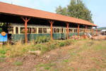 In Abreschviller stehen bei der Chemin de Fer Forestier d'Abreschviller die drei WAB Wagen 37, 33 und 32 noch im Schuppen und warten auf einen Umbau.