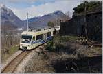 Unterhalb von Trontano zeigte sich der FART ABe 4/6 45 als  Centovalli-Express  120 unterwegs von Locarno nach Domodossola.