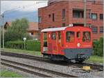 Der von der Brünigbahn beschaffte heutige Tm 106 002 kann seine Ähnlichkeit mit dem normalspurigen Tm der SBB kaum verbergen. 

Nachdem der Tm 106 002 den Ta 2/2 N° 3  Trudy  auf Gleis 1 Abgestellt hat, dieselt der Tm 106 002 wieder in Depotareal zurück; allem Anschein nach ist er nicht würdig genug, an der Fahrzeugschau teilzunehmen. 

23. August 2025