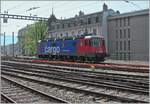 Solo fährt die SBB Re 6/6 11609 (Re 620 009-19)  Uzwil  durch den Bahnhof von Lausanne.