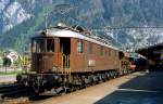 Im Juni 1990 waren die zwischen 1939 und 1943 in Dienst gestellten Ae 6/8 205-208 noch vor G�terz�gen anzutreffen, hier Ae 6/8 206 im Bahnhof Interlaken West.