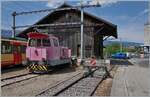 Etwas ausgebelicht steht der O-C Ee 2/2 N� in Orbe. Die Lok wurde 1970	an die OC geliefert dort als Ee 2/2 1 eingesetzt. Die UIC Nummer 97 85 1217 001-7  CH-TVYS war zwar vorgesehen, wurde der Lok aber nicht mehr zugeteilt. 

5. Juli 2025