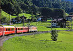 Die Hakone Tozan Bahn, Partnerbahn der RhB: Noch ein Blick auf die Lok 622  Hakone Tozan Densha  zwischen Saas und Klosters Platz. 24.August 2017 