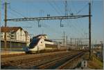 Ein TGV Lyria von Lausanne nach Paris f�hrt in Bussigny durch.