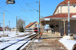 Auf der französischen Strecke Les Verrières - Pontarlier (-Frasne): Einfahrt des Zuges von Frasne in Pontarlier.
