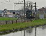 Durchfahrt der heißen Fuhre durch Bürglen mit Lok Ae 4/7 10950 der Swisstrain.