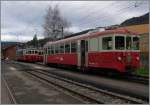 Alle drei CEV BDeh 2/4 in Blonay: im Vordergrund wartet der BDeh 2/4 74 auf die Abfahrt Richtung Les PLeidades und im Hintergrund die BDeh 2/4 75 und 73 auf ihre nächsten Einsätze.