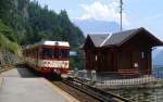 Mit dem f�hrenden Steuerwagen 601 f�hrt ABDeh 4/4 501 im Juli 1983 in Le Tretien ein