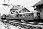SBB:  SBB RAe 4/8 1023 beim EBT Bahnhof Kirchberg Alchenfl�h unterwegs im Jahre 1981.