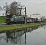 Durchfahrt der heißen Fuhre durch Bürglen mit Lok Ae 4/7 10950 der Swisstrain.